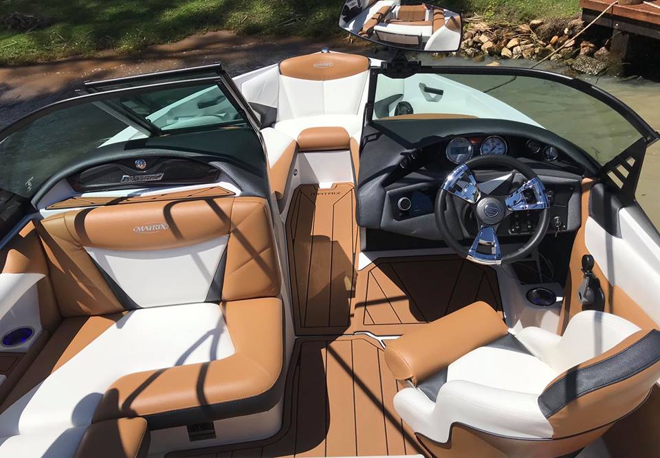 Matrix MXV, surf-ready stern